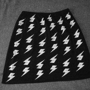 Black and white printed mini skirt